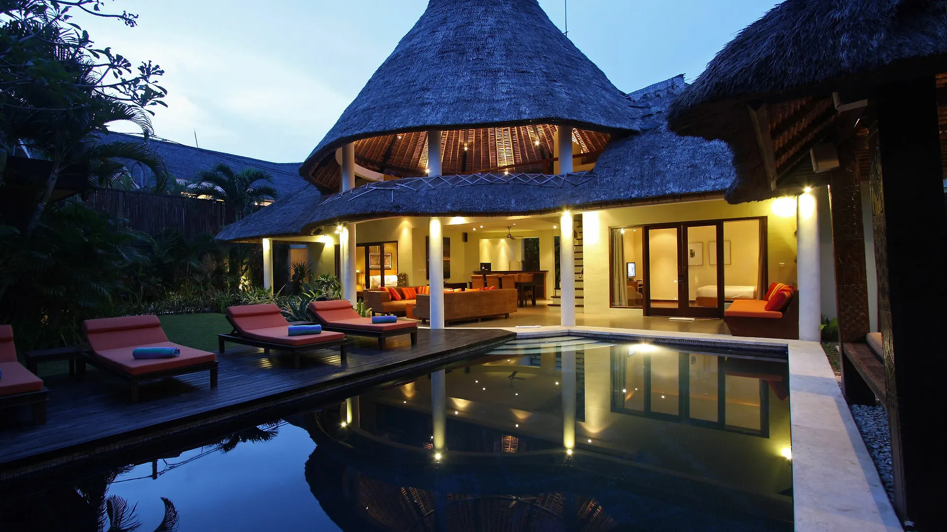 Abadi Villas Seminyak  0*, Seminyak (Bali)
